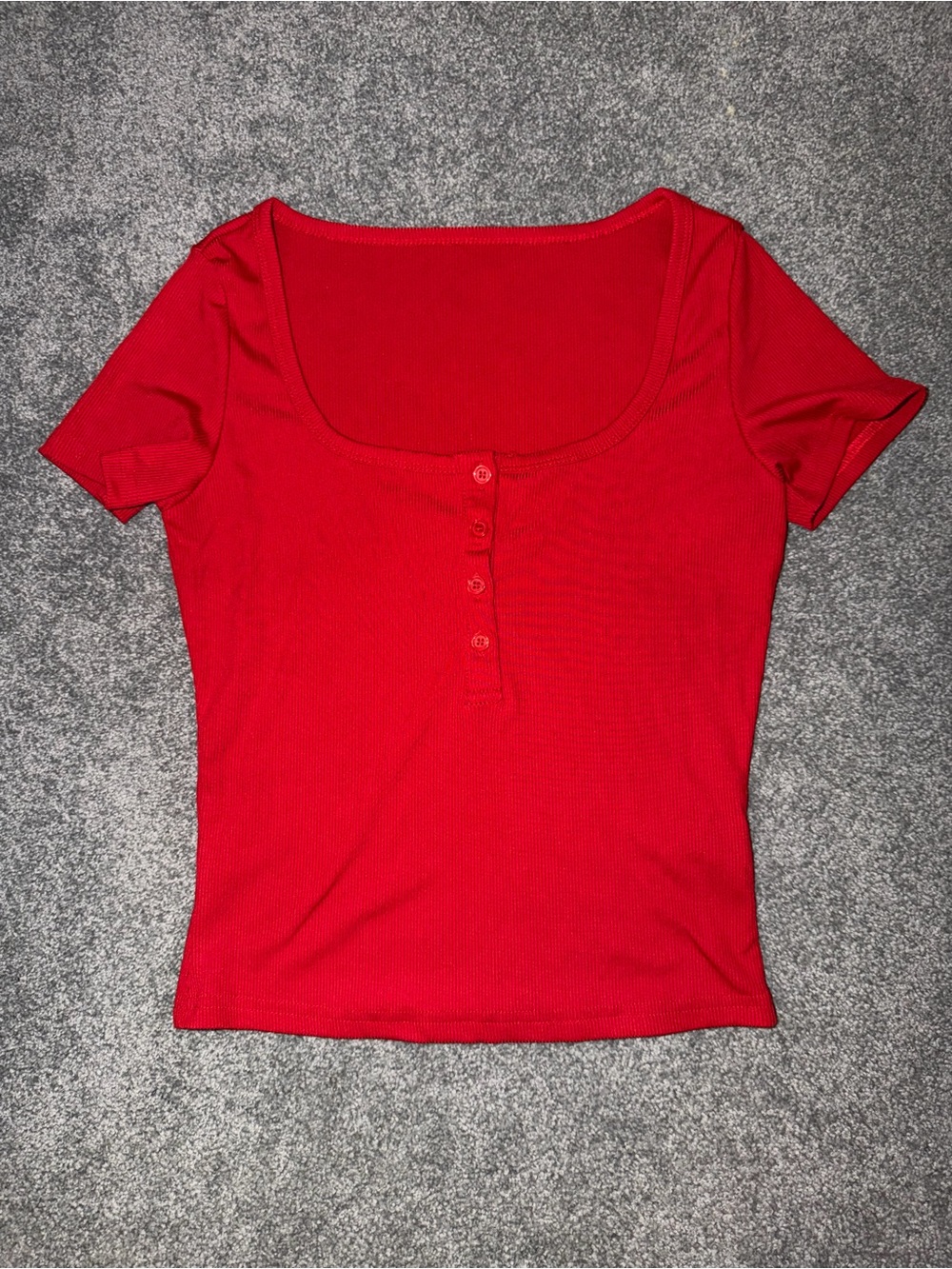 SHEIN Red Scoop Neck Ribbed Button-Front Tee